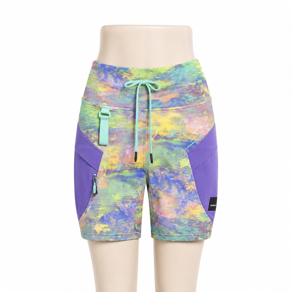 Lululemon Cargo Super High Rise Hiking Shorts 8 in Altered Nature Multi Womens 6